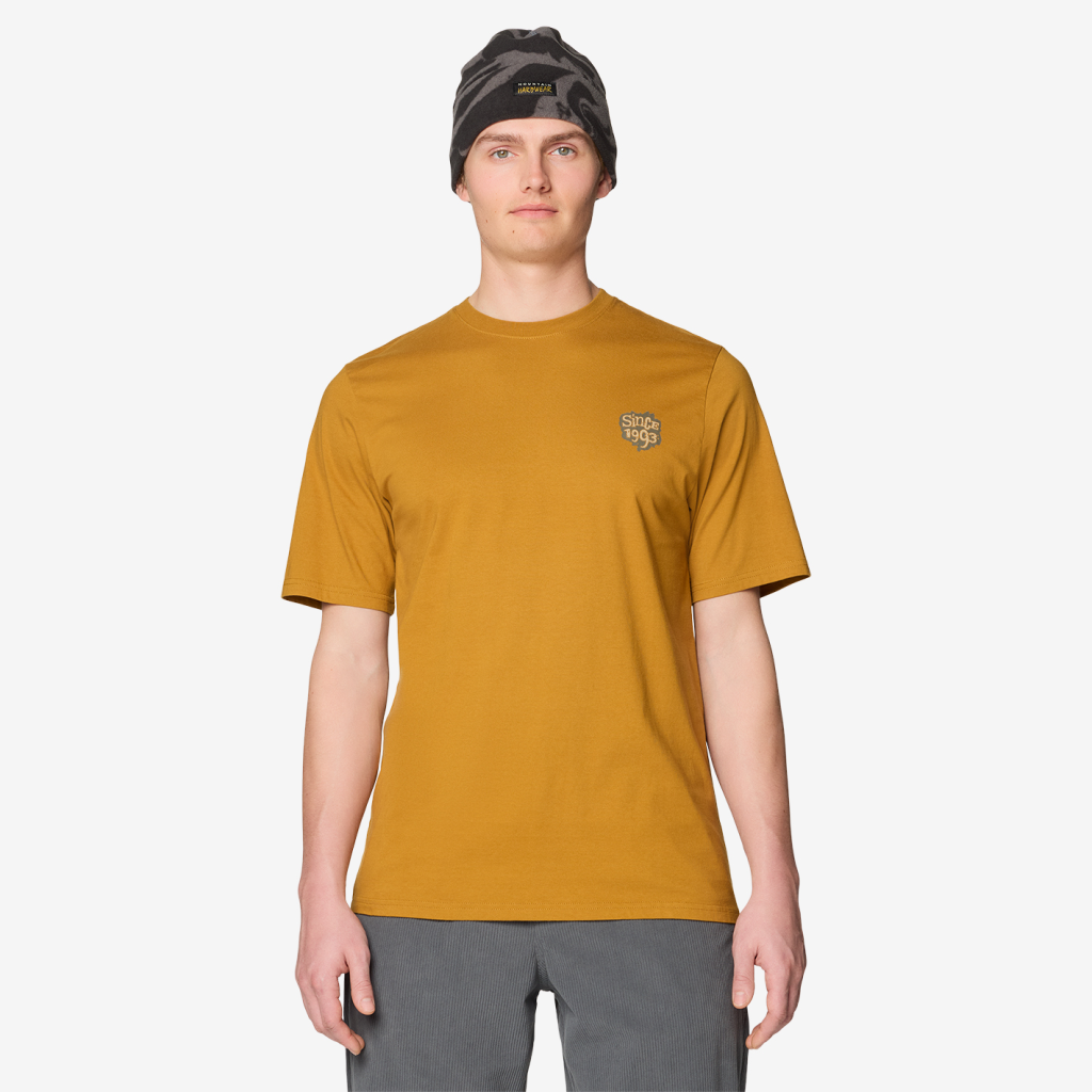 Mountain Hardwear M MHW 90s Type Tilt Graphic SS in GELB