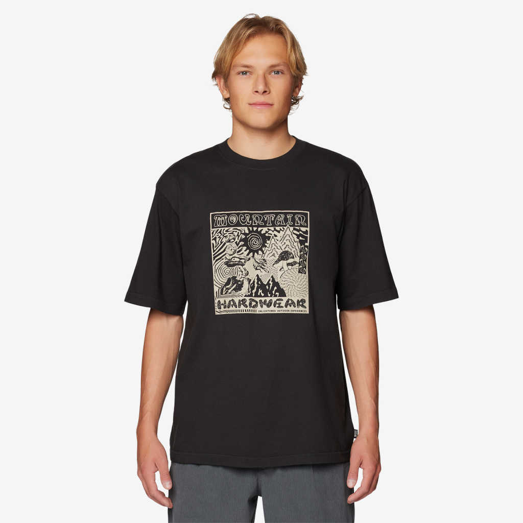 Mountain Hardwear M Collab Graphic™ Short Sleeve in SCHWARZ