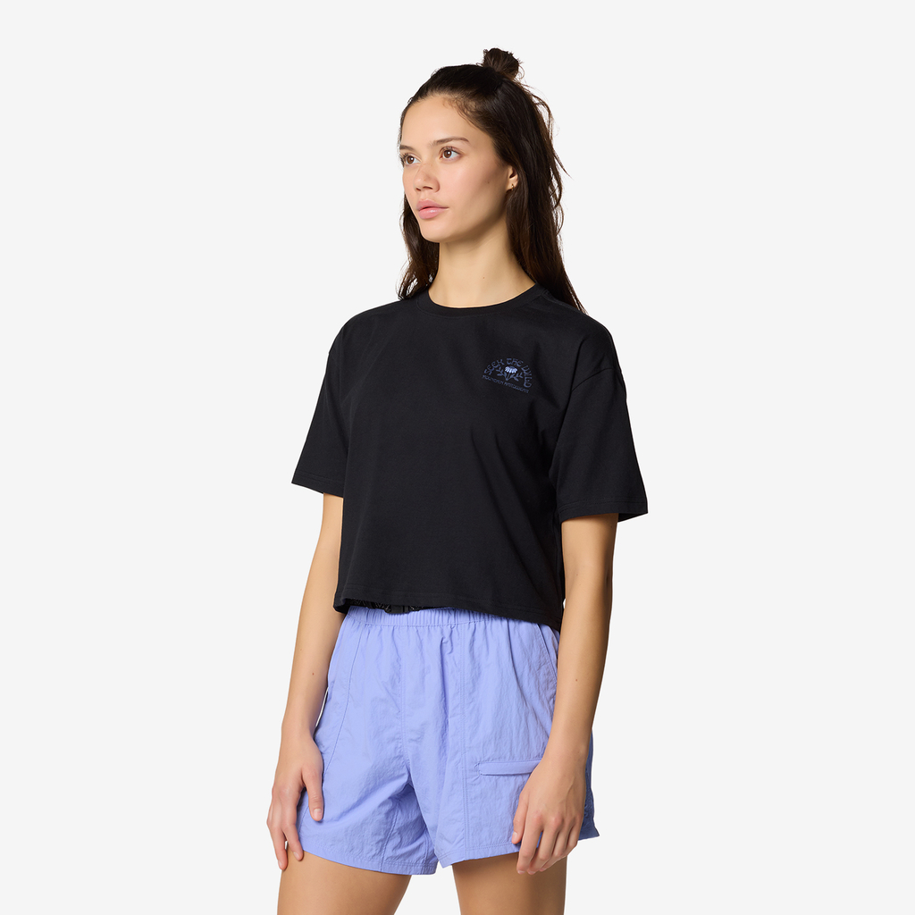 Mountain Hardwear W Seek Floral Boxy Crop Short Sleeve in SCHWARZ