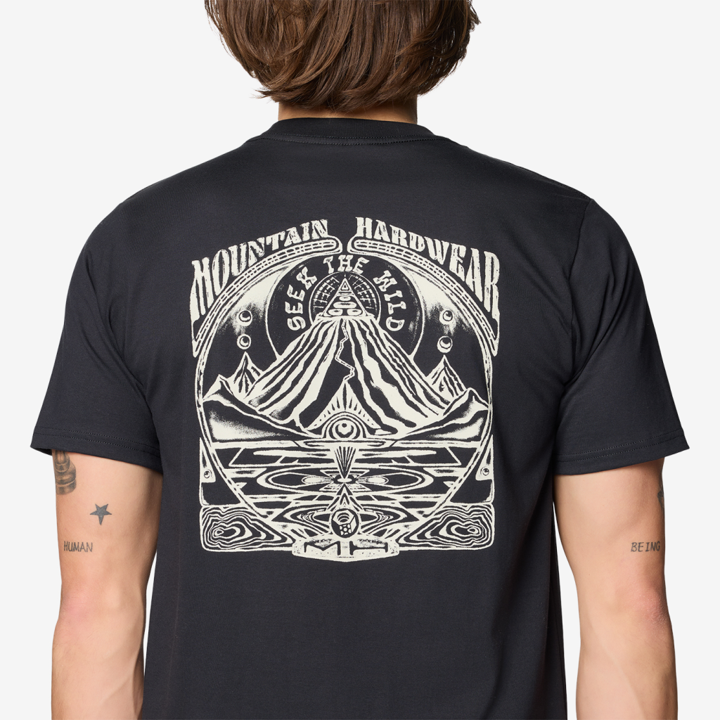 Mountain Hardwear M Journey™ Short Sleeve in SCHWARZ