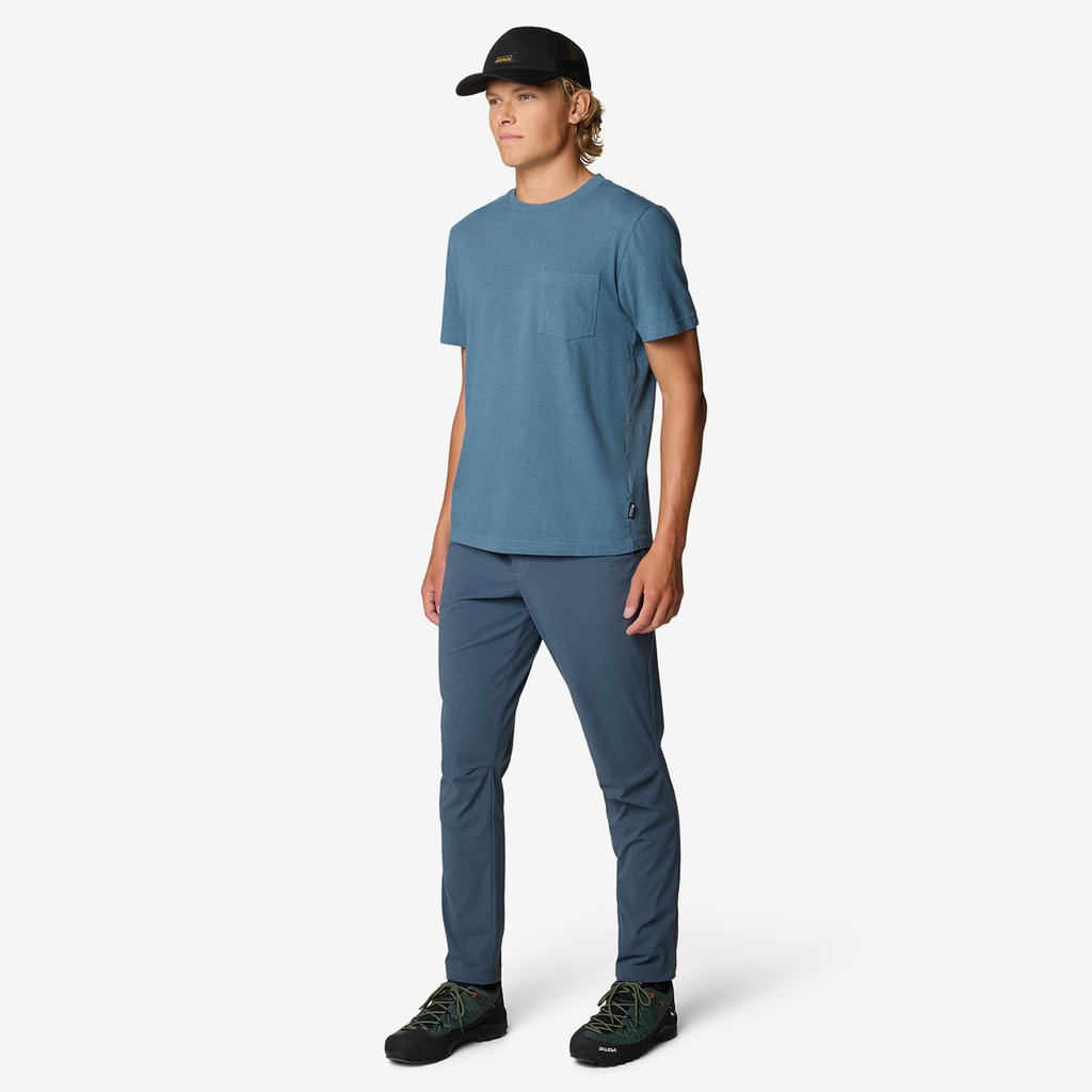 Mountain Hardwear M On Edge™ Short Sleeve T in BLAU