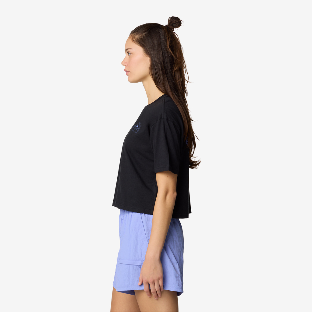 Mountain Hardwear W Seek Floral Boxy Crop Short Sleeve in SCHWARZ