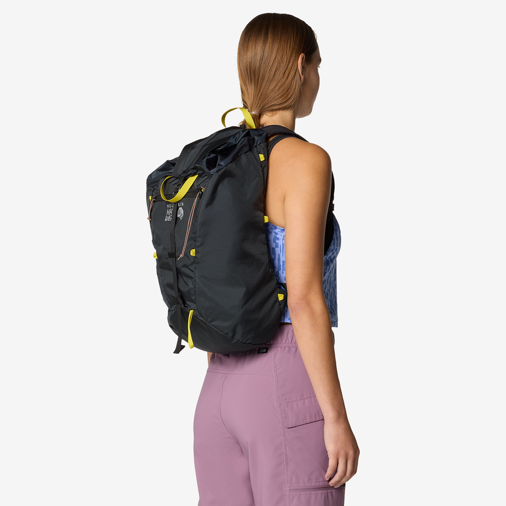 Mountain Hardwear UL™ 20 Backpack in BLAU