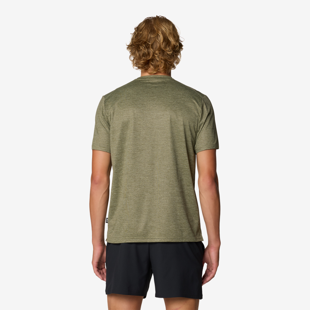 Mountain Hardwear M Sunblocker™ Short Sleeve in GRÜN