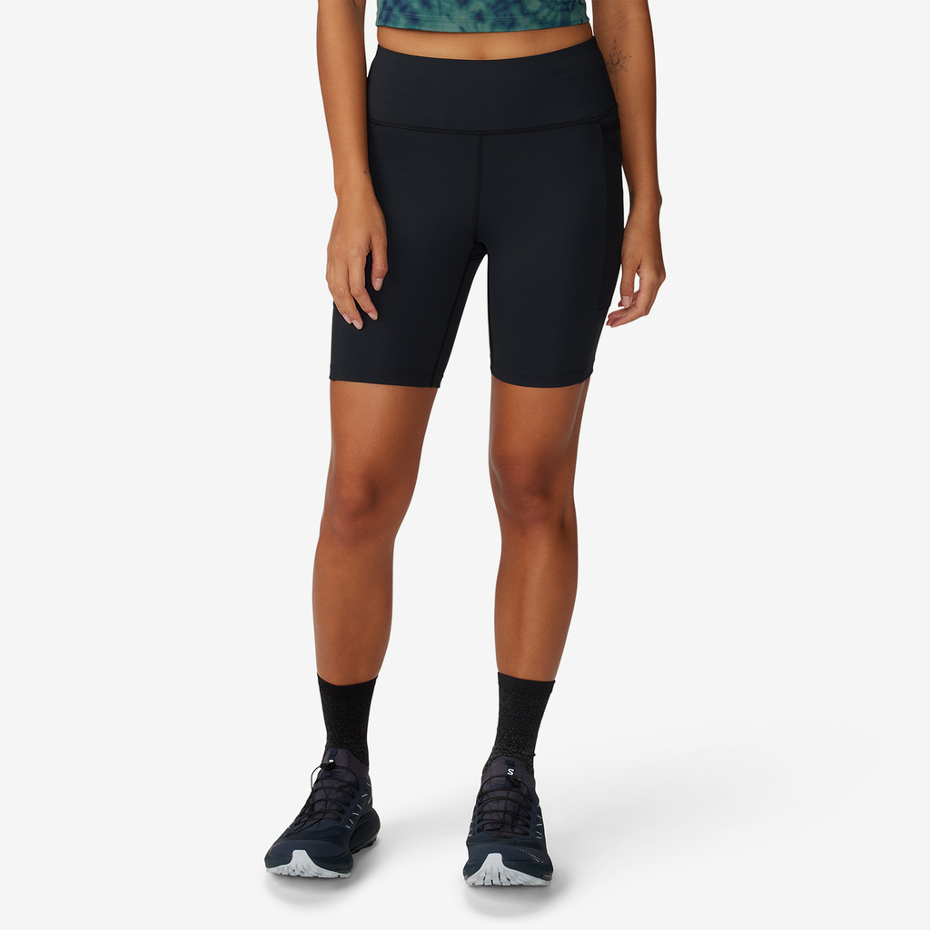 Mountain Hardwear W Yuba Trail™ Short in SCHWARZ