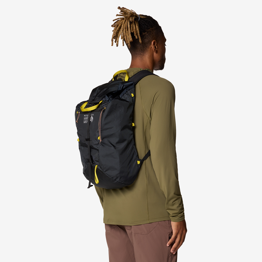 Mountain Hardwear UL™ 20 Backpack in BLAU