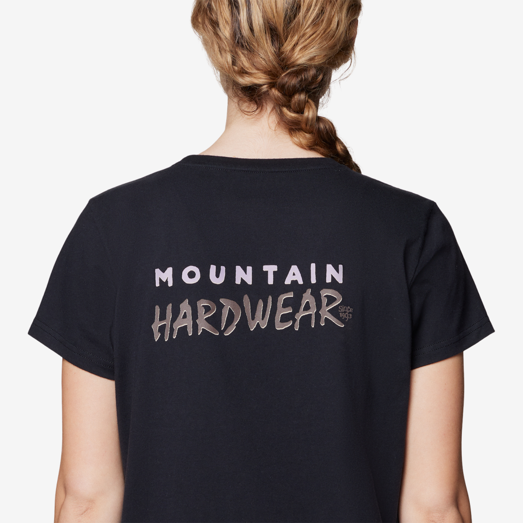 Mountain Hardwear W MHW Logo™ Short Sleeve in SCHWARZ