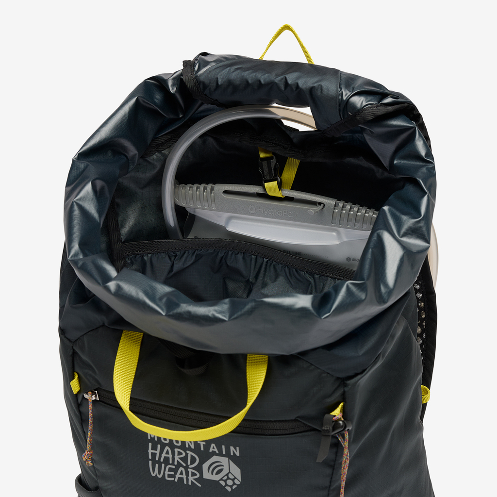 Mountain Hardwear UL™ 20 Backpack in BLAU