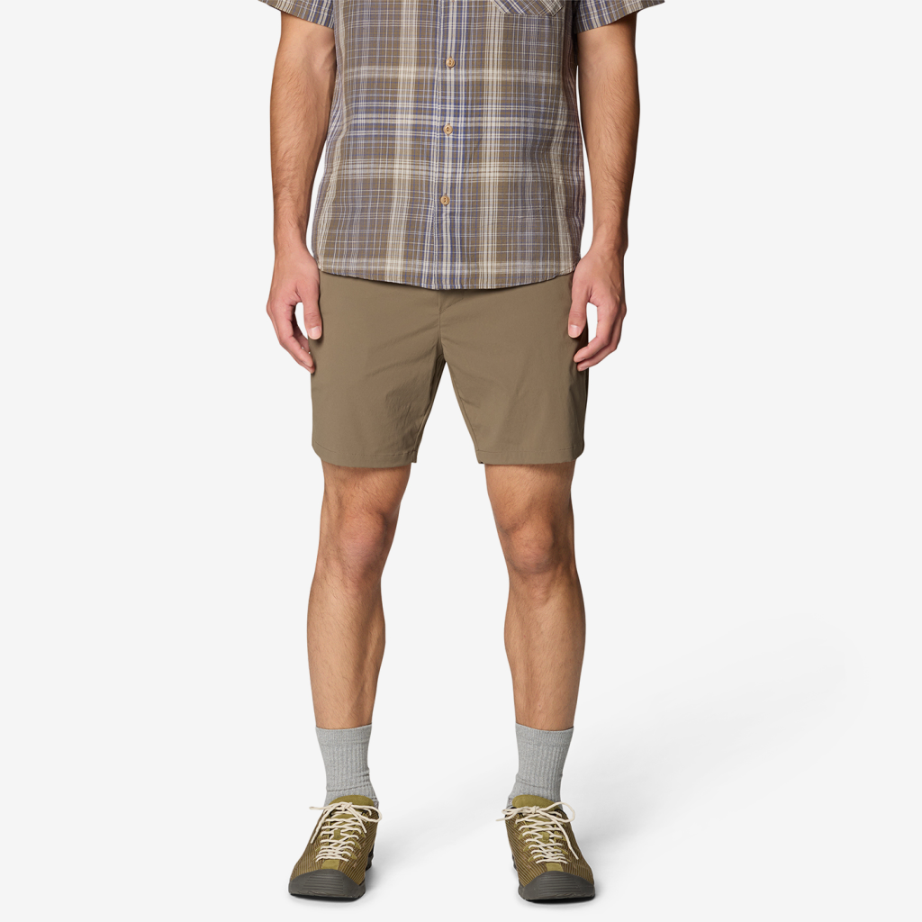 Mountain Hardwear Dynama™ Short in BRAUN