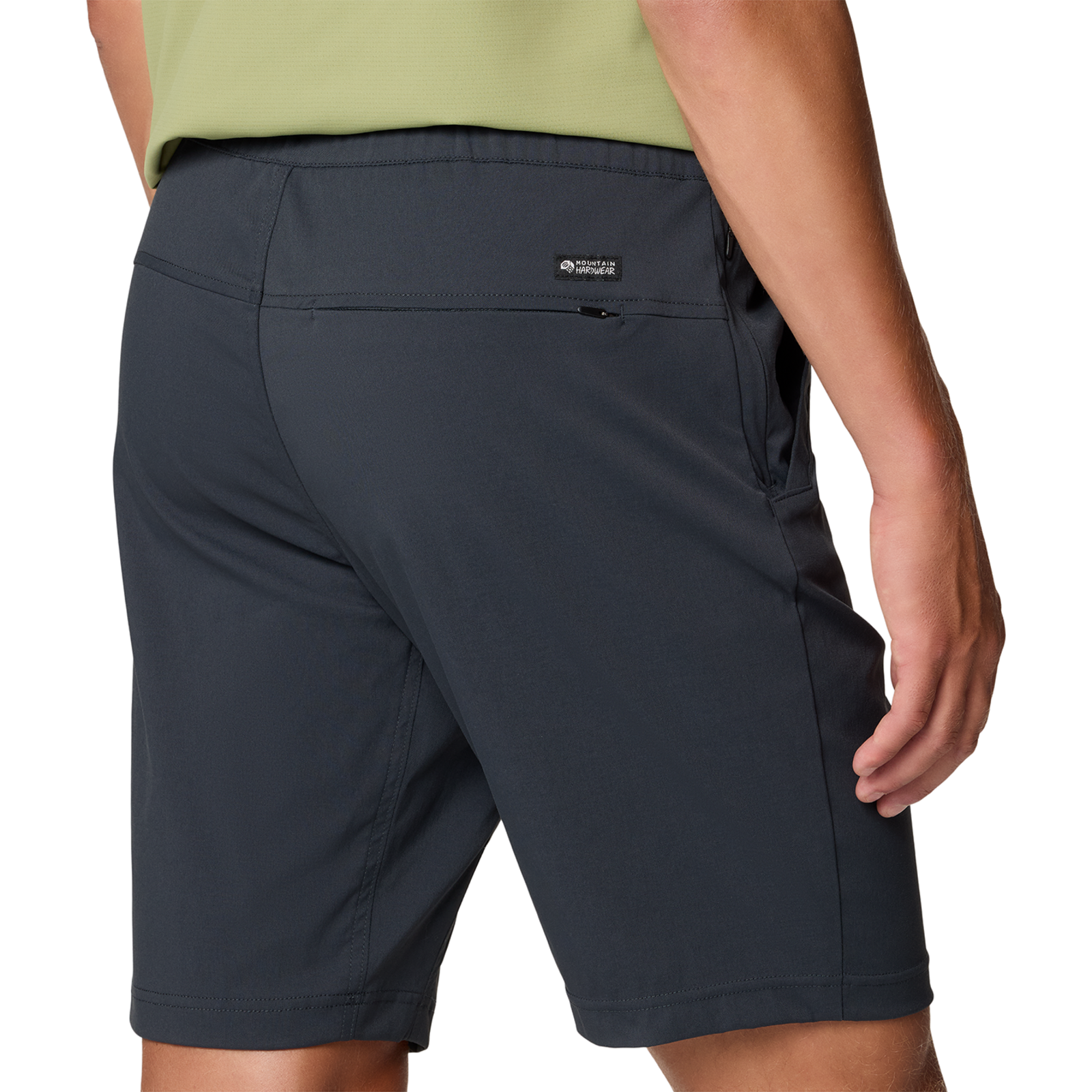 Mountain Hardwear M Hardwear AP™ Active Crossover Short in SCHWARZ