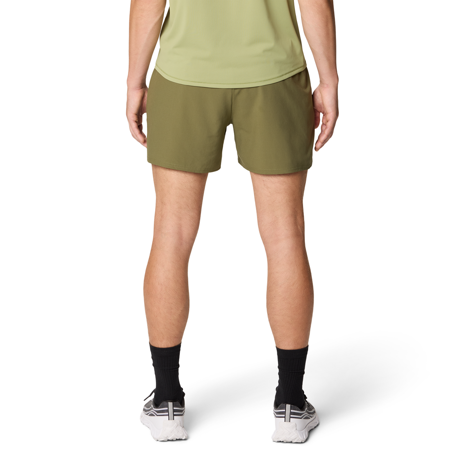 Mountain Hardwear M Shade Lite™ Short in GRÜN