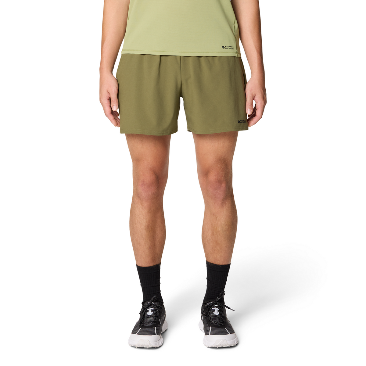 Mountain Hardwear M Shade Lite™ Short in GRÜN