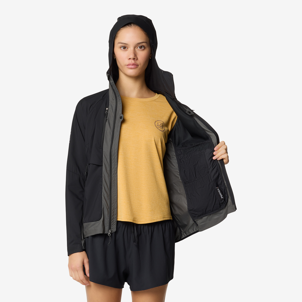 Mountain Hardwear W Kor AirShell™ Hybrid Hooded Jacket in SCHWARZ