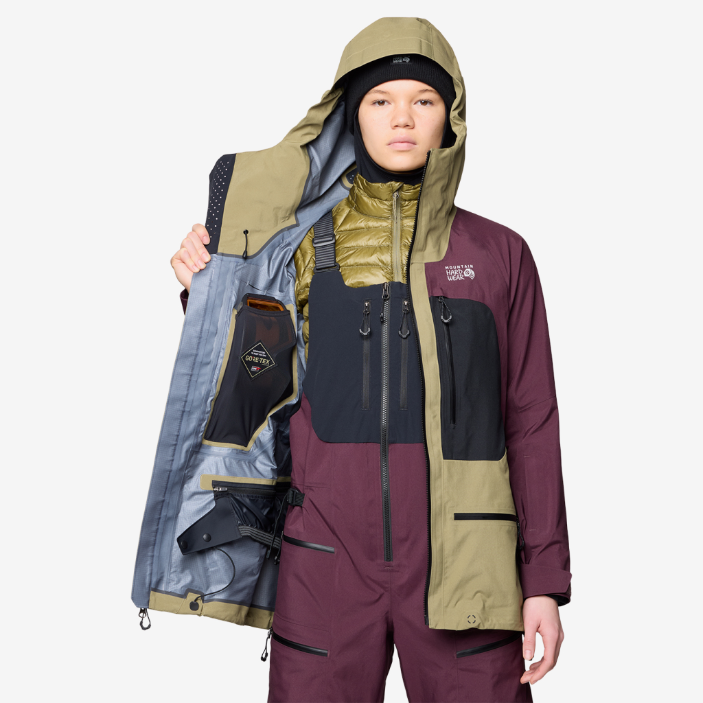 Mountain Hardwear W Mythogen™ GORE-TEX® Pro Jacket in SCHWARZ