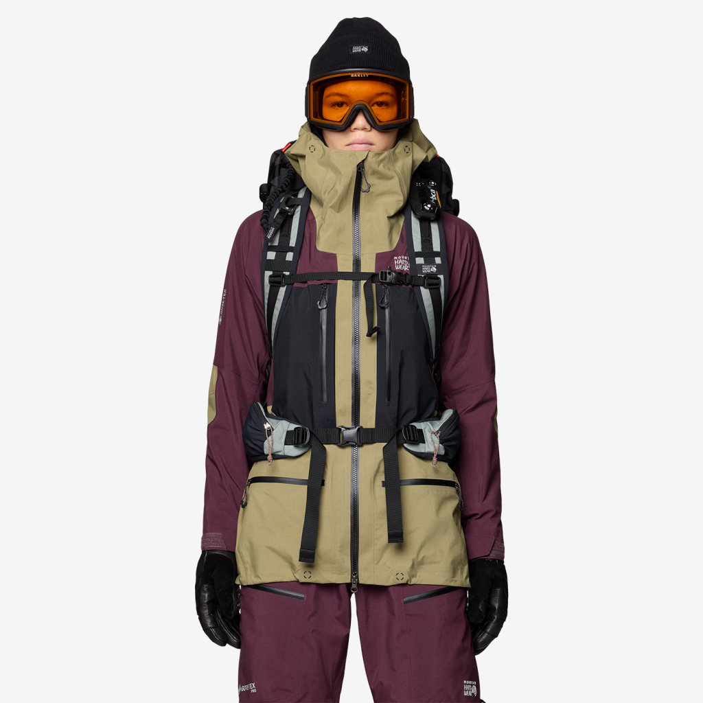 Mountain Hardwear W Mythogen™ GORE-TEX® Pro Jacket in SCHWARZ