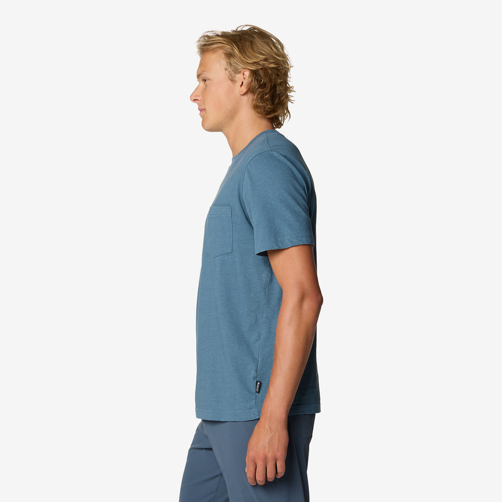 Mountain Hardwear M On Edge™ Short Sleeve T in BLAU