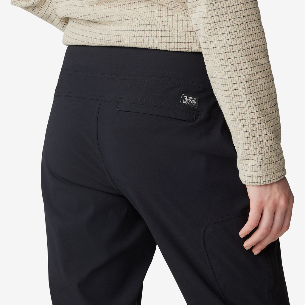 Mountain Hardwear W Dynama™ Pant in SCHWARZ