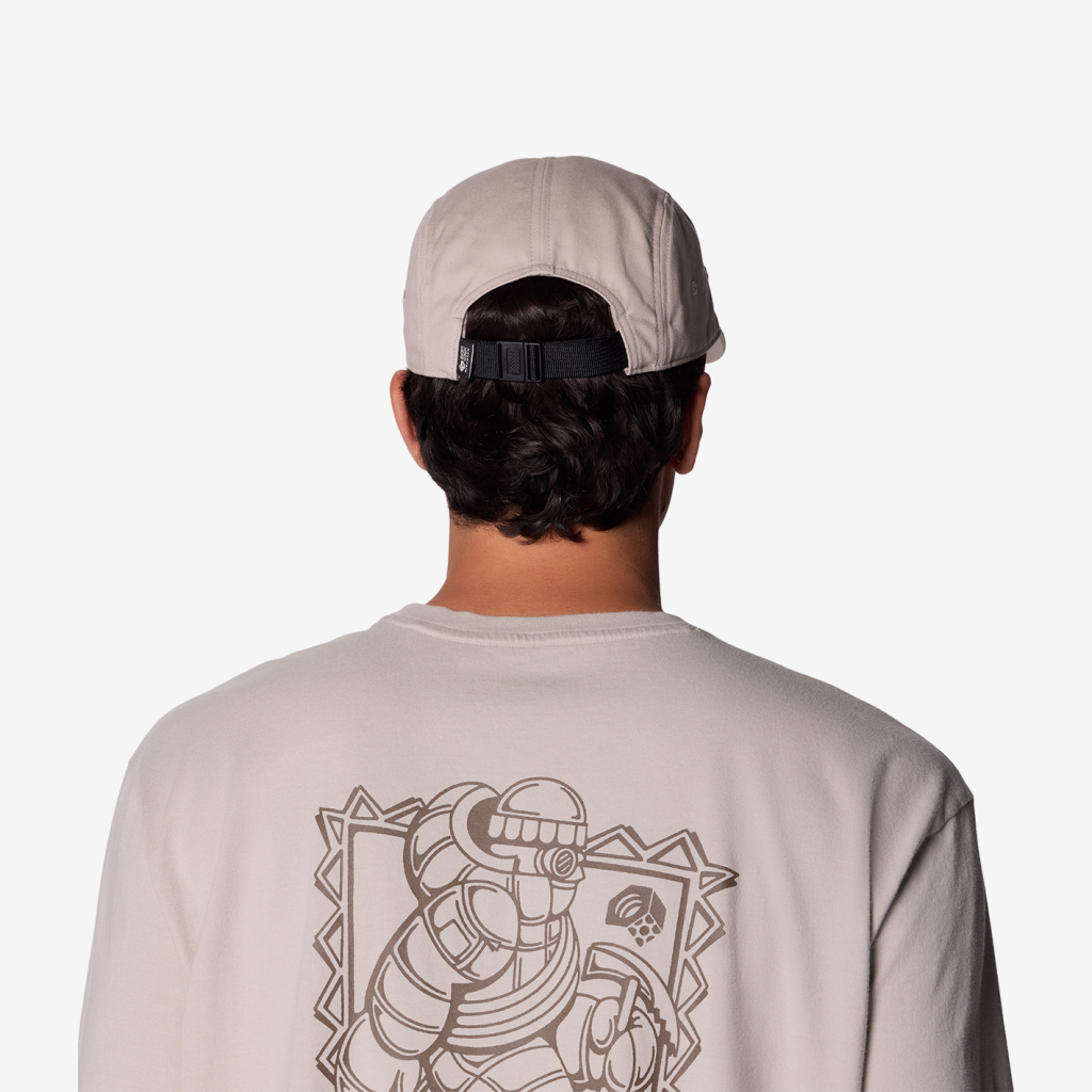 Mountain Hardwear Canvas Camp Hat in BEIGE