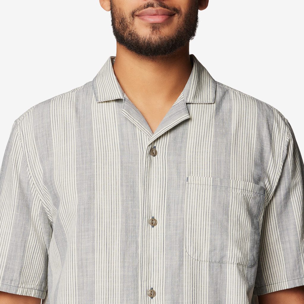 Mountain Hardwear M Cottonwood™ Camp Lite Short Sleeve Shirt in BLAU