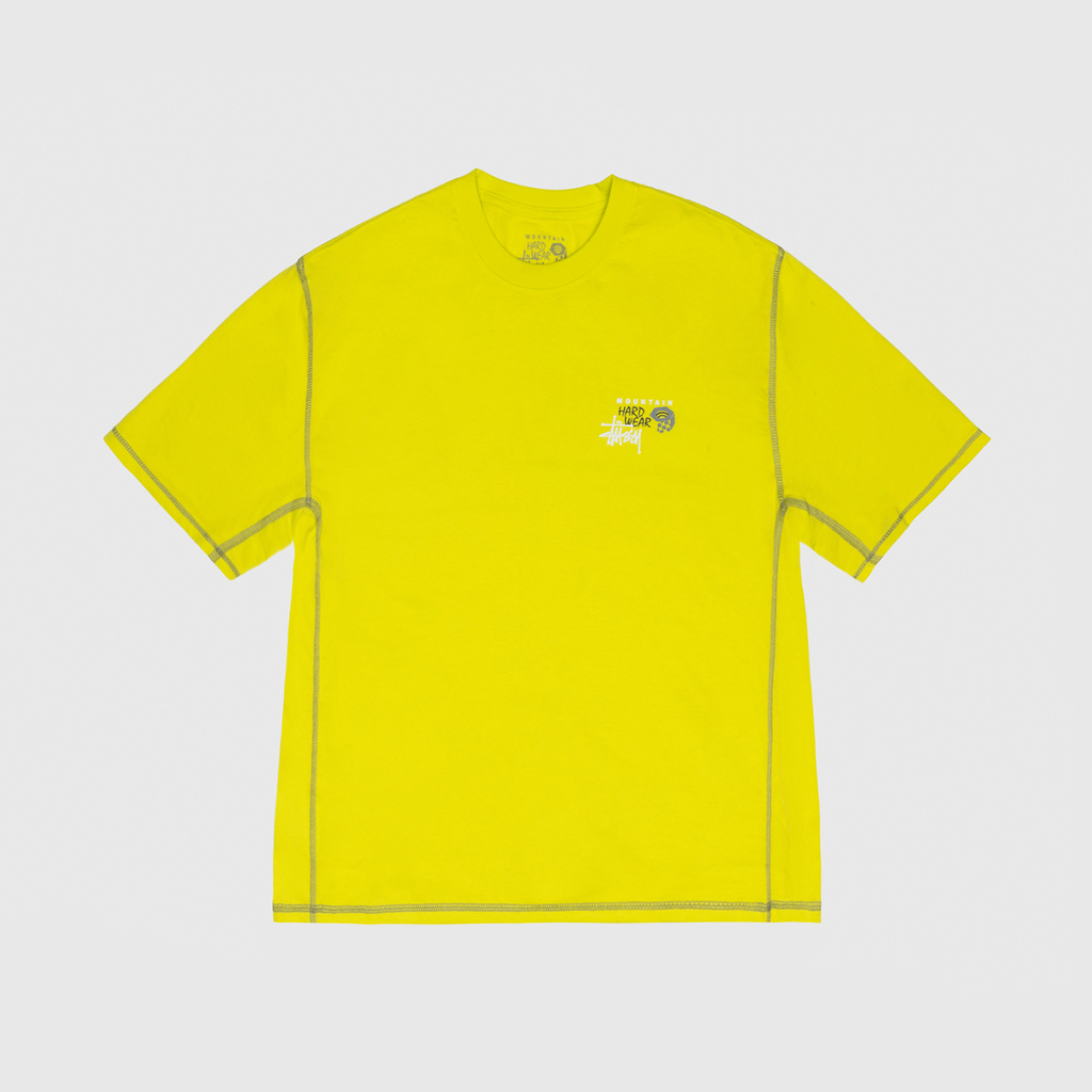 Mountain Hardwear Stüssy & Mountain Hardwear Tee in GELB