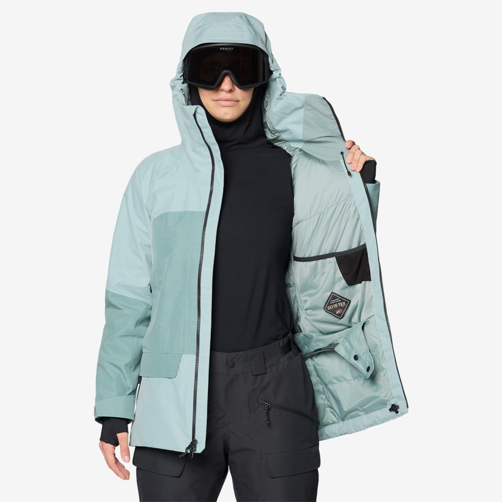 Mountain Hardwear W Cloud Bank™ GORE-TEX Jacket in BLAU