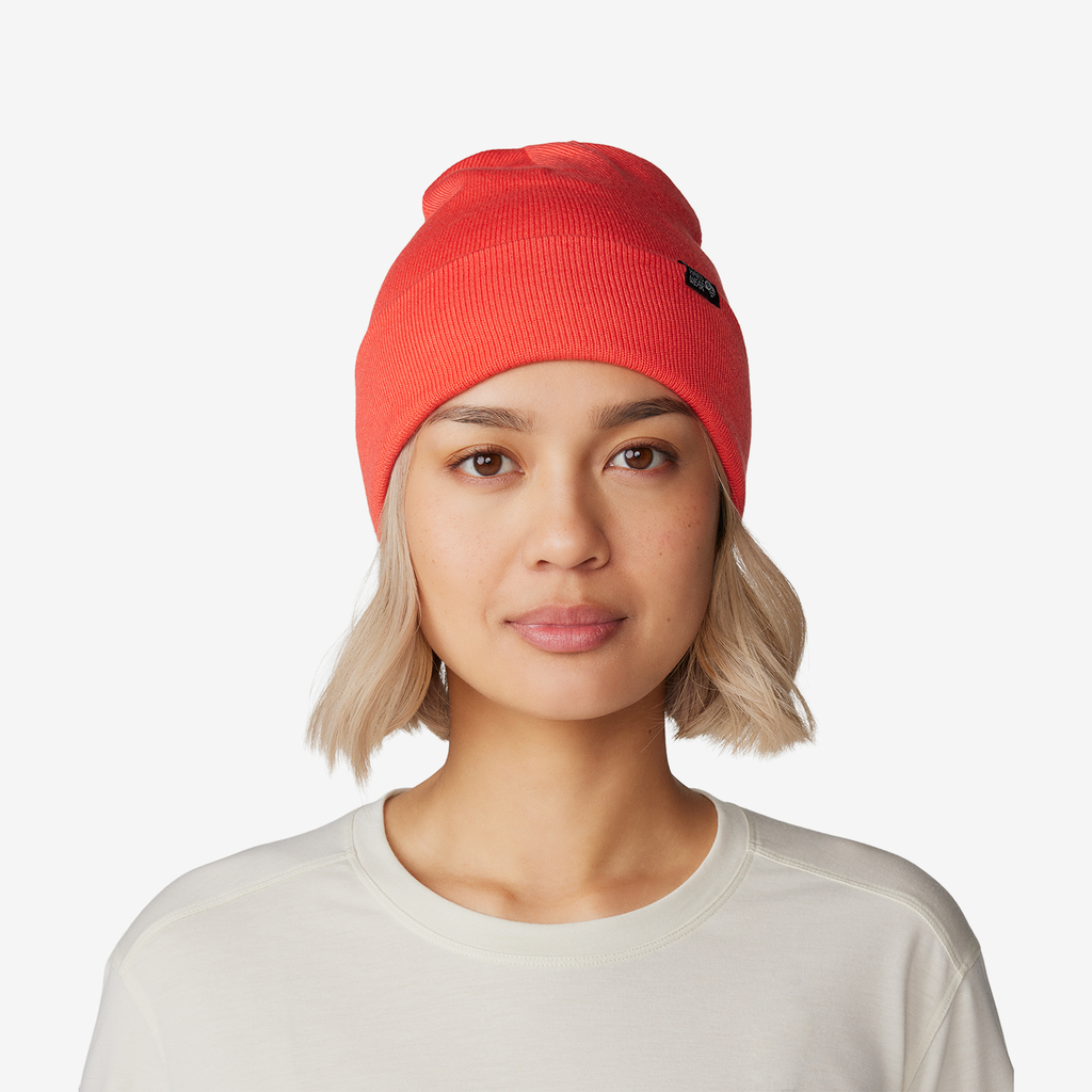 Mountain Hardwear Everyone's Favorite Beanie für Damen und Herren in PINK