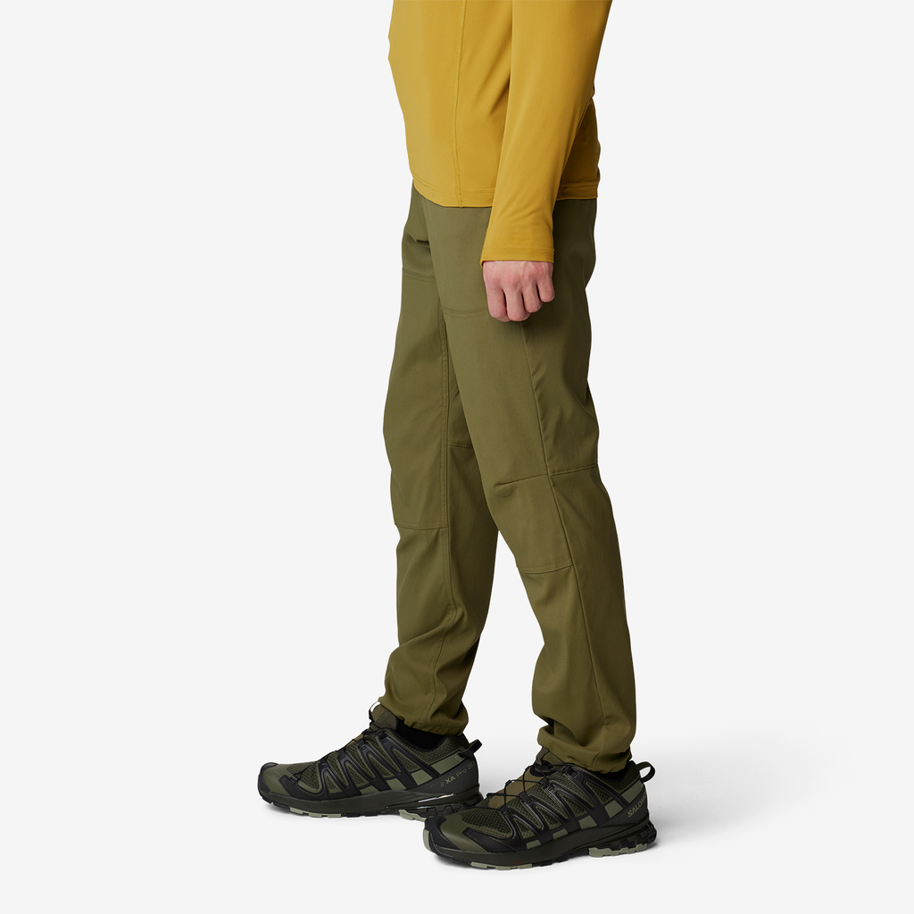 Mountain Hardwear M Hardwear AP™ Active Crossover Pant in GRÜN