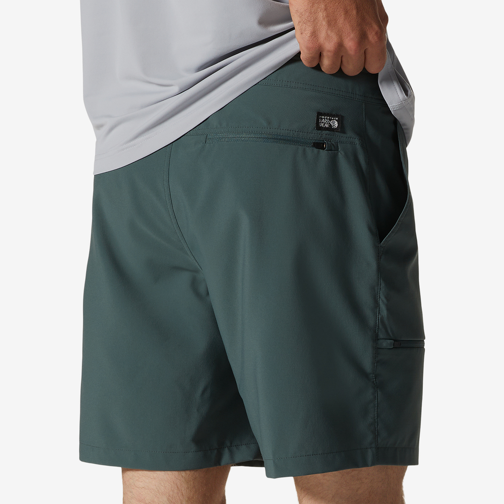 Mountain Hardwear M Trail Sender™ Short in GRÜN