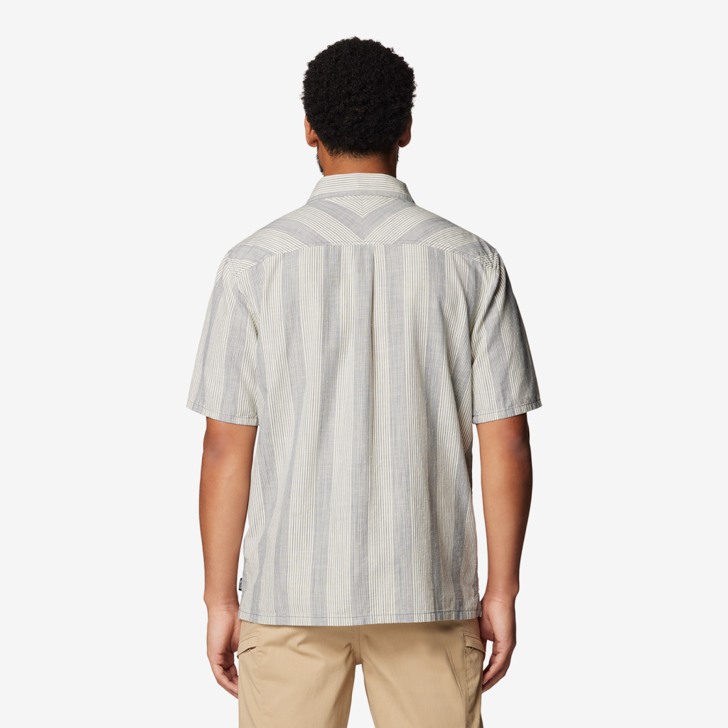 Mountain Hardwear M Cottonwood™ Camp Lite Short Sleeve Shirt in BLAU