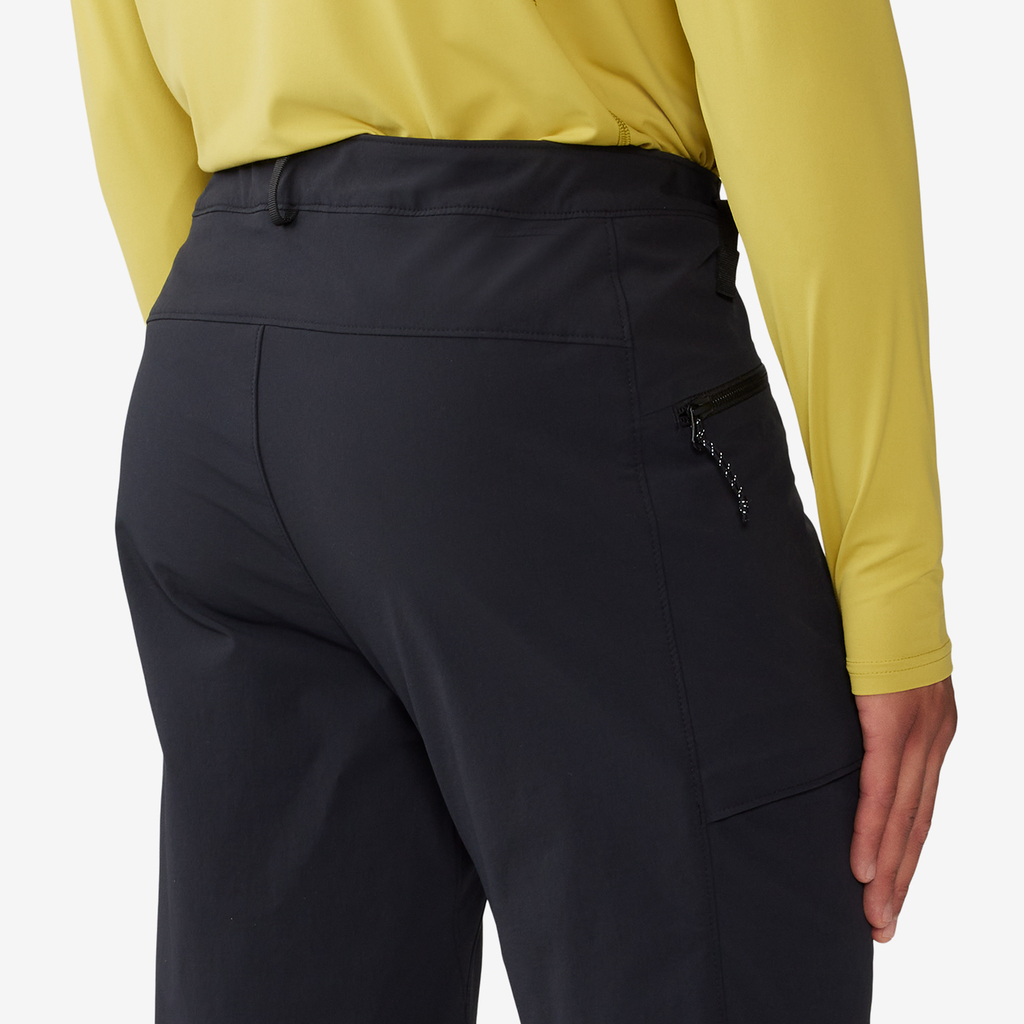 Mountain Hardwear M Chockstone™ Alpine LT Pant in SCHWARZ