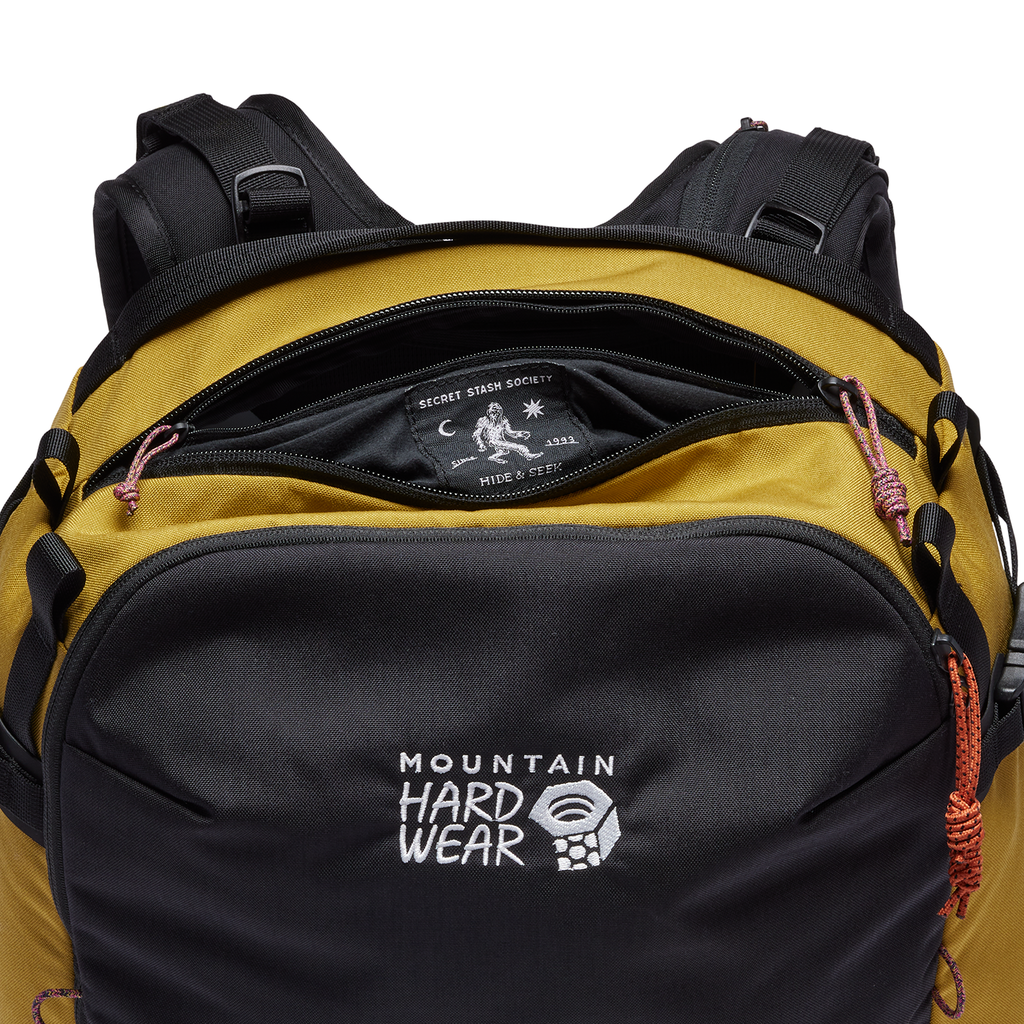 Mountain Hardwear Powabunga™ 32 Pack in BRAUN