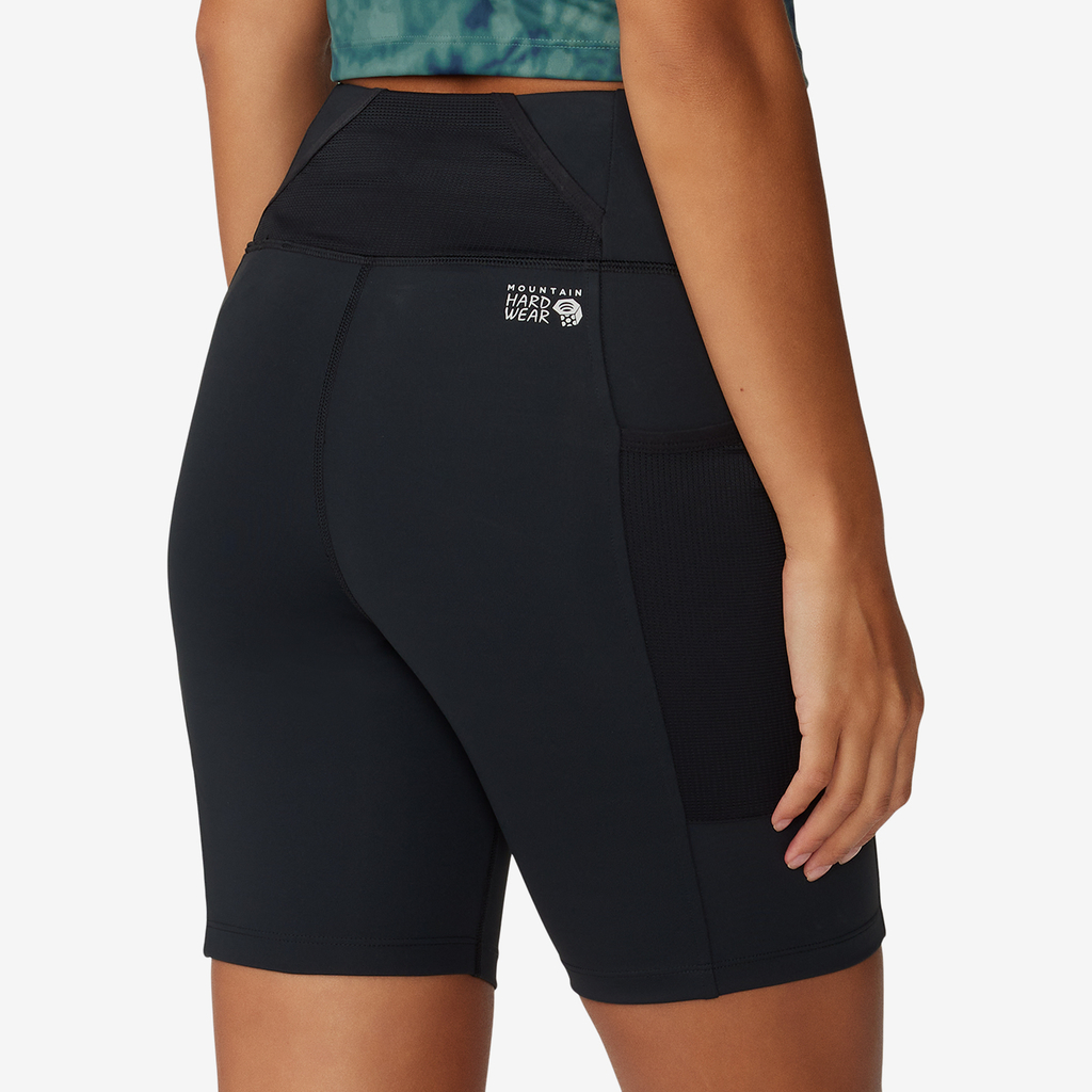 Mountain Hardwear W Yuba Trail™ Short in SCHWARZ