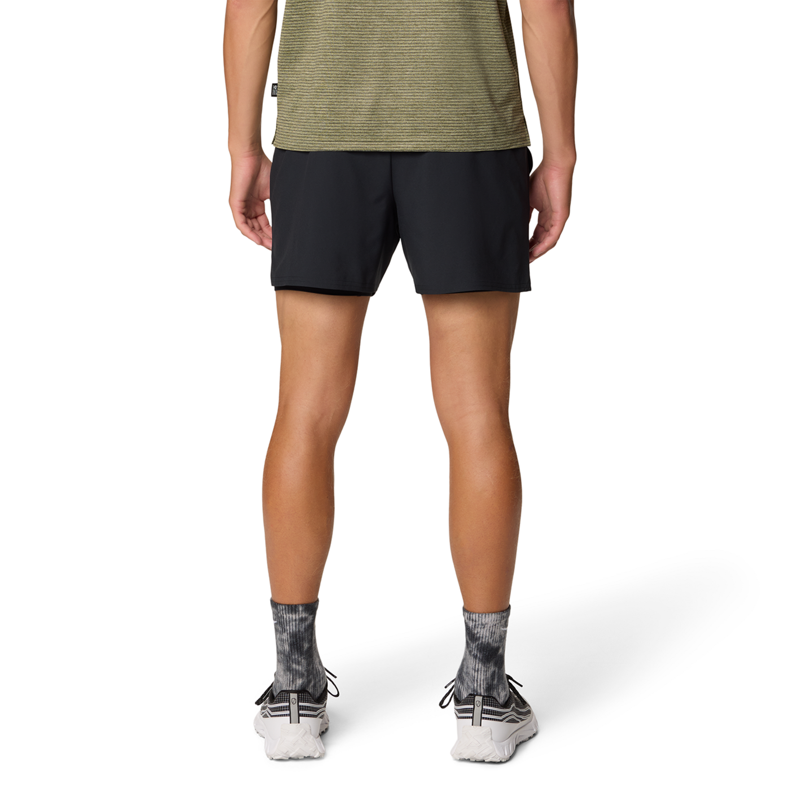 Mountain Hardwear M Shade Lite™ Short in SCHWARZ