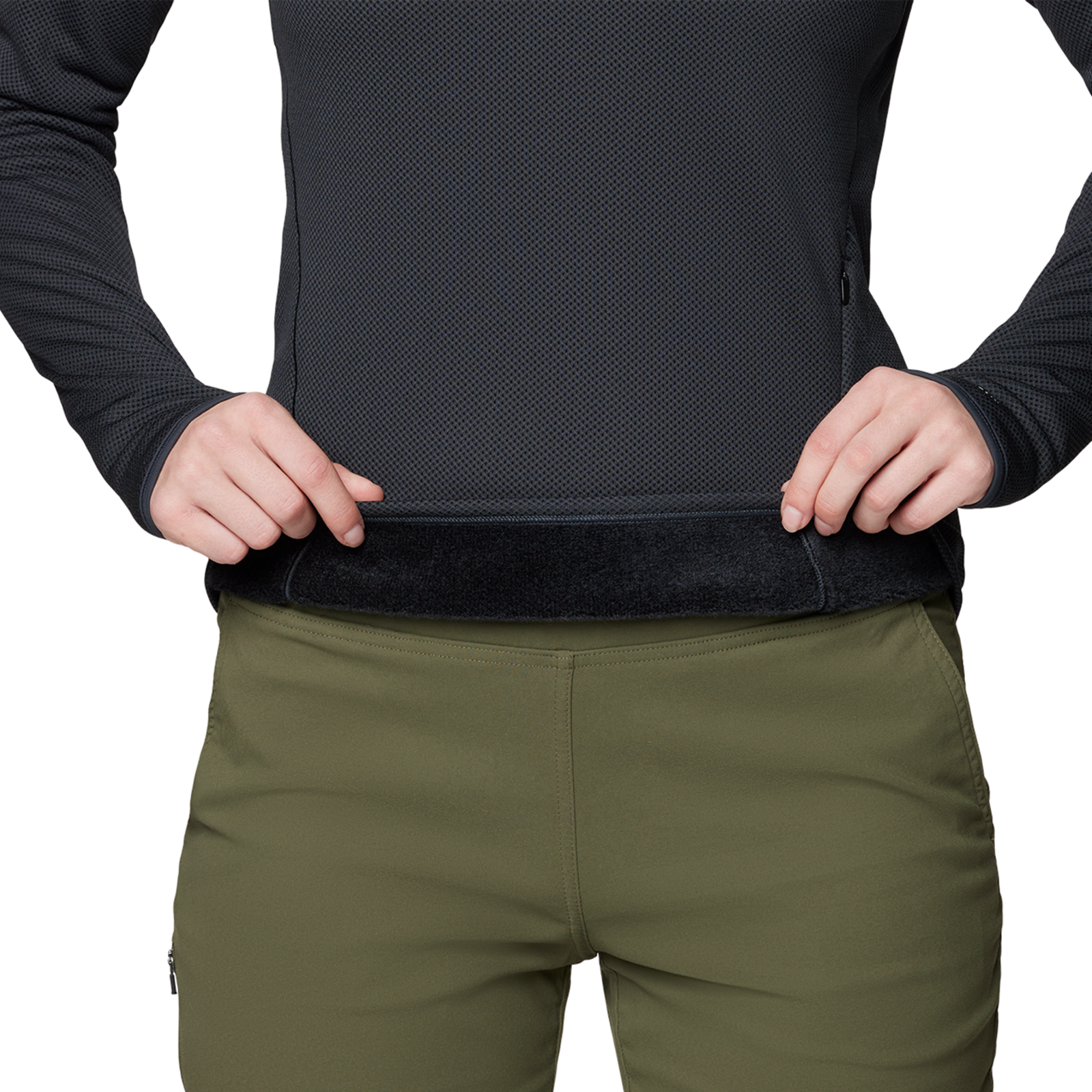 Mountain Hardwear W Airmesh™ Long Sleeve in SCHWARZ