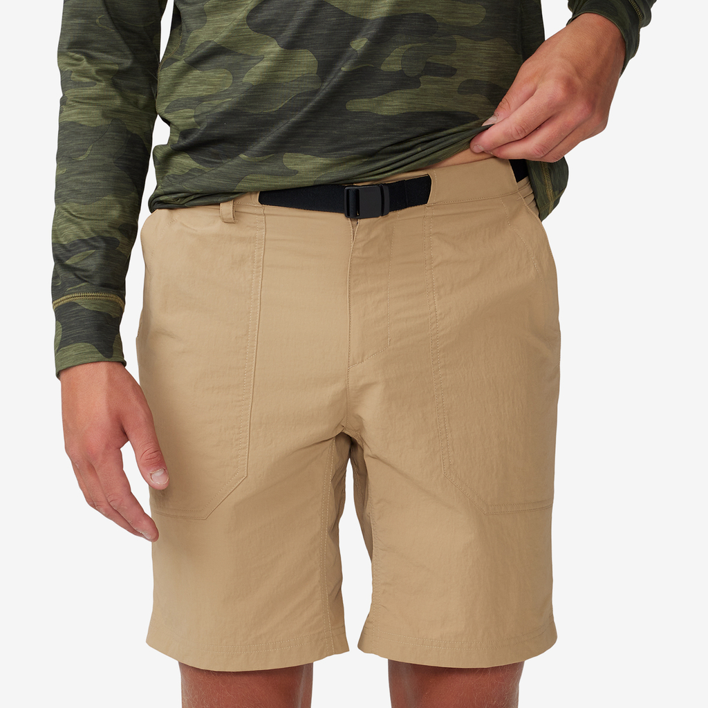 Mountain Hardwear M Stryder™ Short in BEIGE