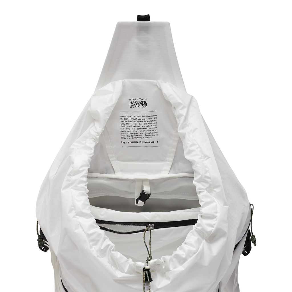 Mountain Hardwear Alpine Light™ 35 Backpack in WEISS