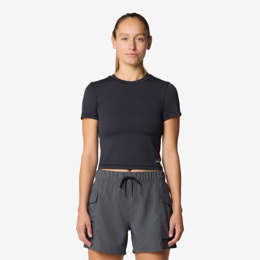 Mountain Hardwear W Peak Knit™ Short Sleeve in SCHWARZ