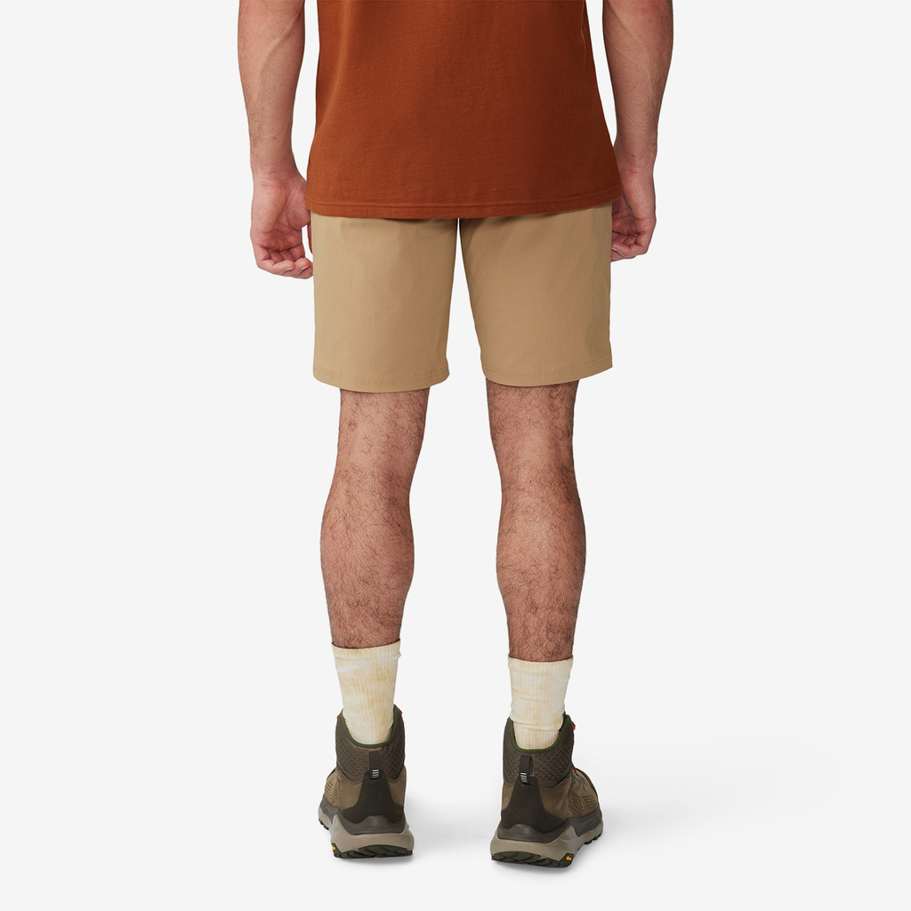 Mountain Hardwear M Axton™ Short in BRAUN