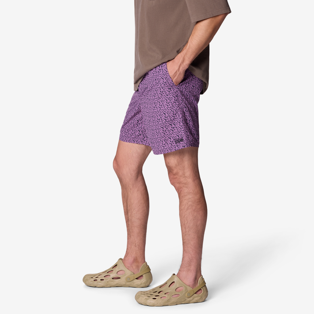 Mountain Hardwear M Stryder™ Short in VIOLETT
