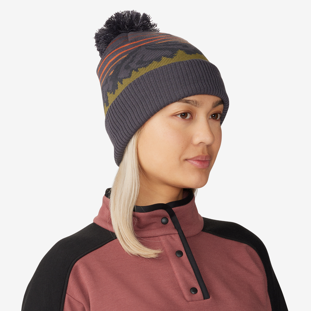 Mountain Hardwear ApresPro™ Beanie in GRAU