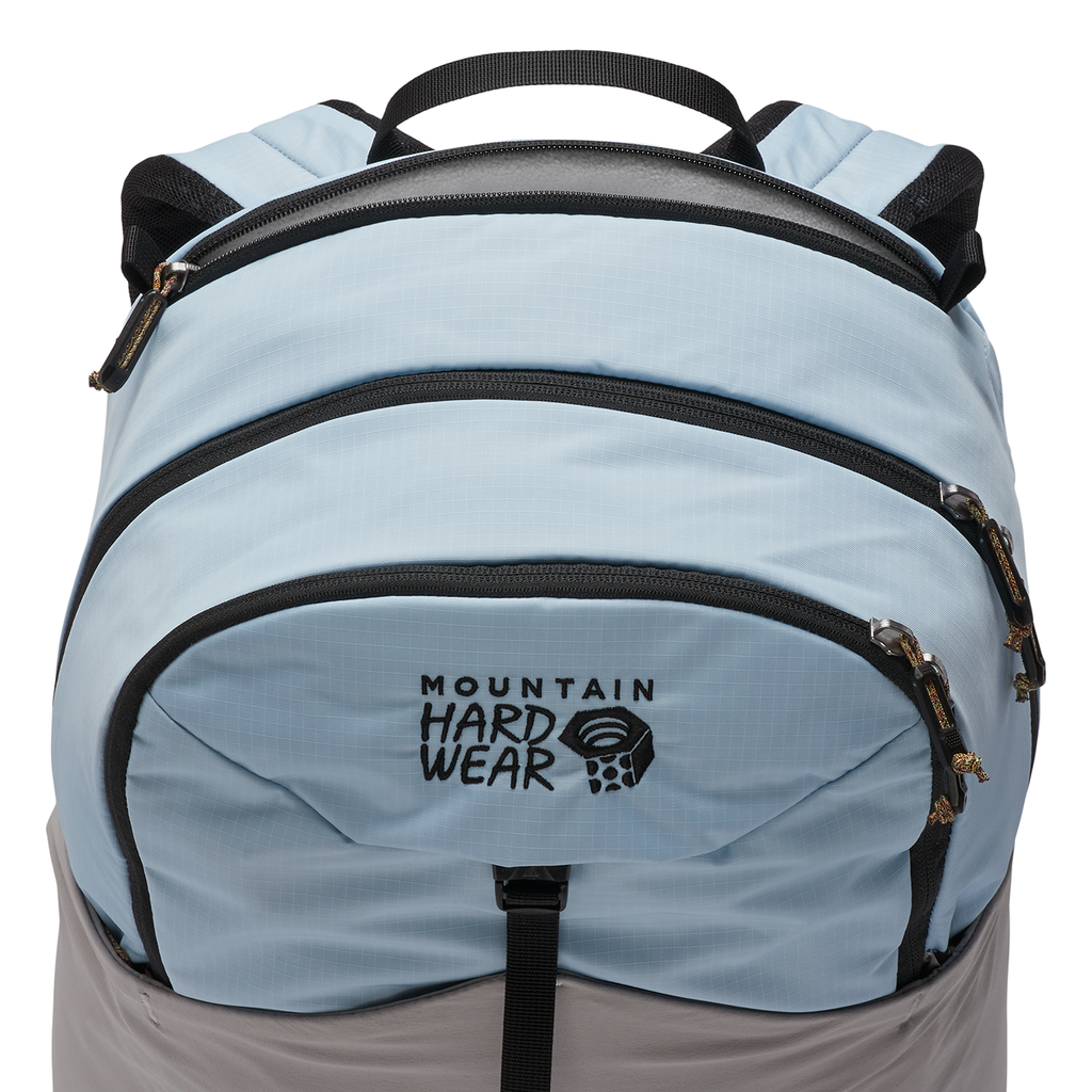 Mountain Hardwear Field Day™ 22L Backpack in BLAU