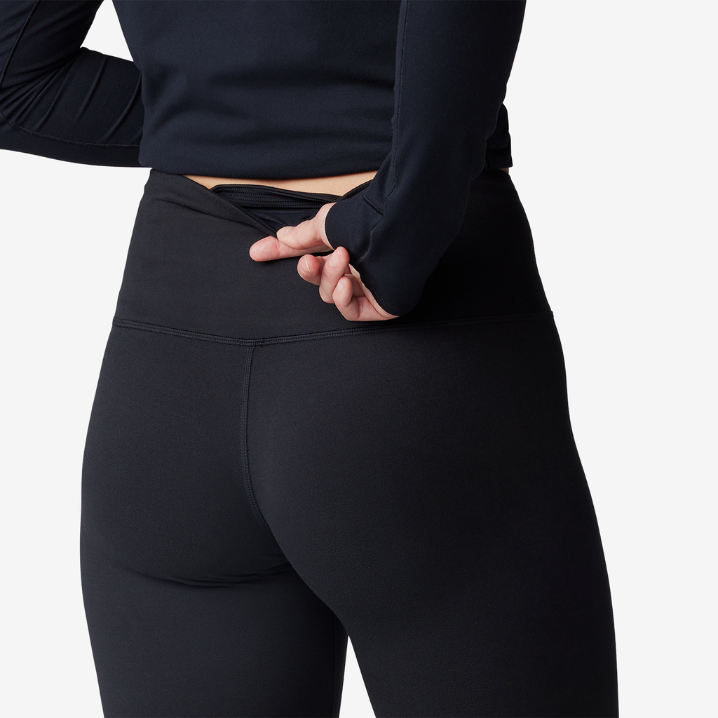 Mountain Hardwear W Butter™ Tight in SCHWARZ